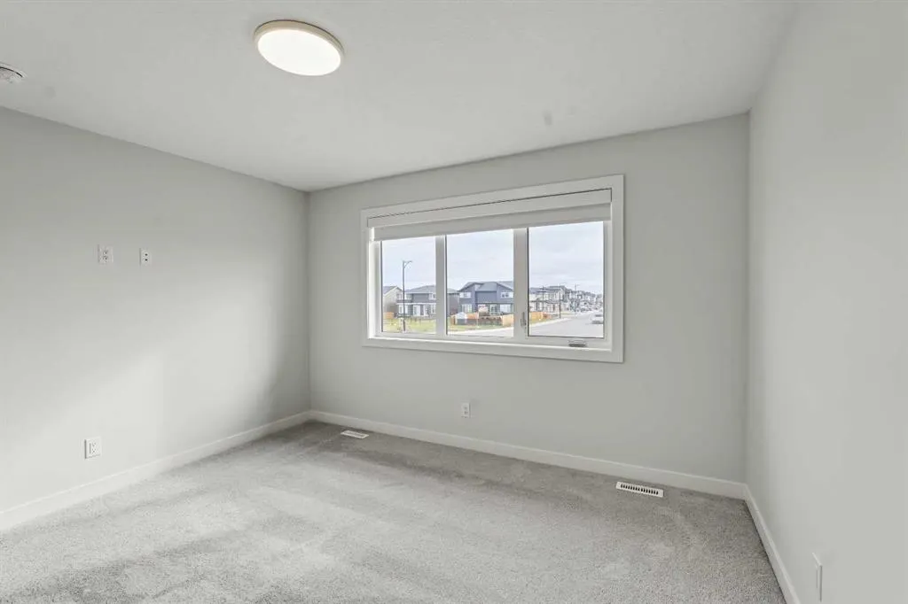 303 Dawson Dock Way