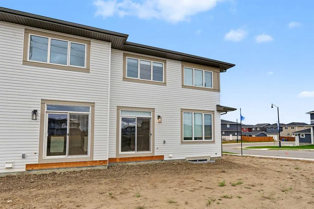 303 Dawson Dock Way