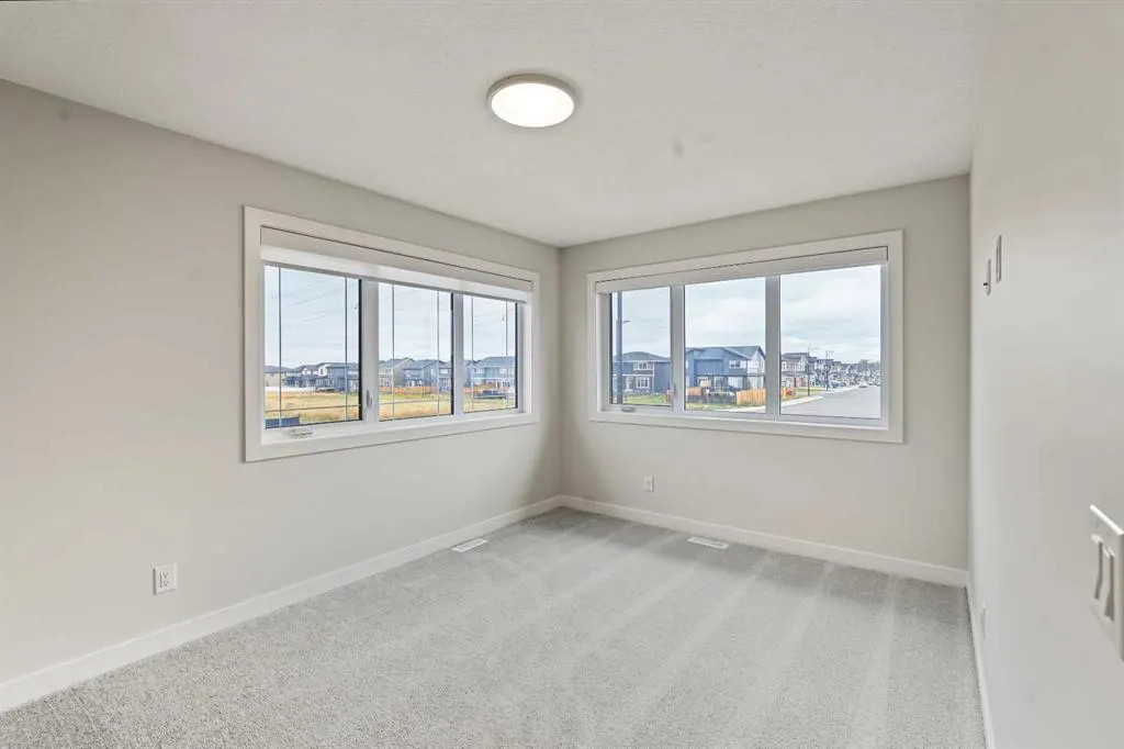 303 Dawson Dock Way