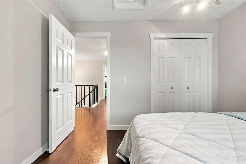 28 Berwick Crescent NW #36
