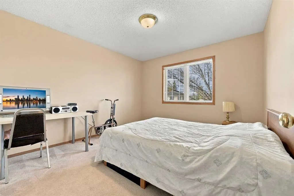31 Hampstead Close NW