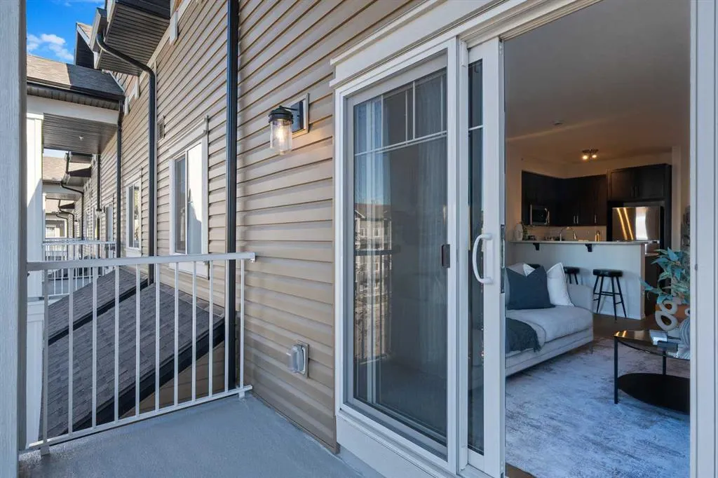115 Prestwick Villas SE #1410