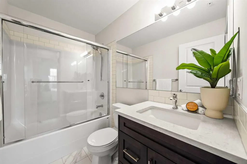 115 Prestwick Villas SE #1410