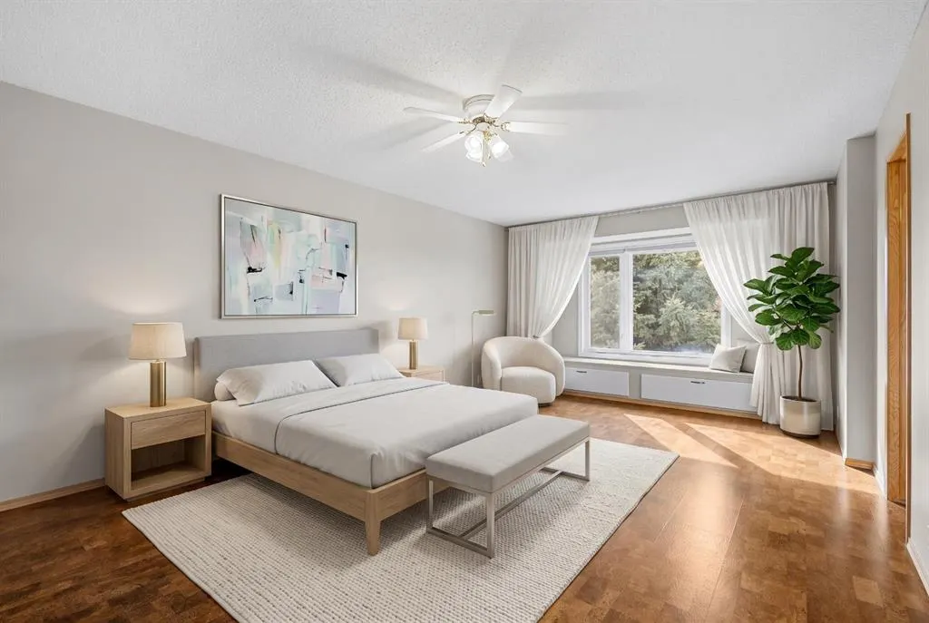 196 River Rock Crescent SE
