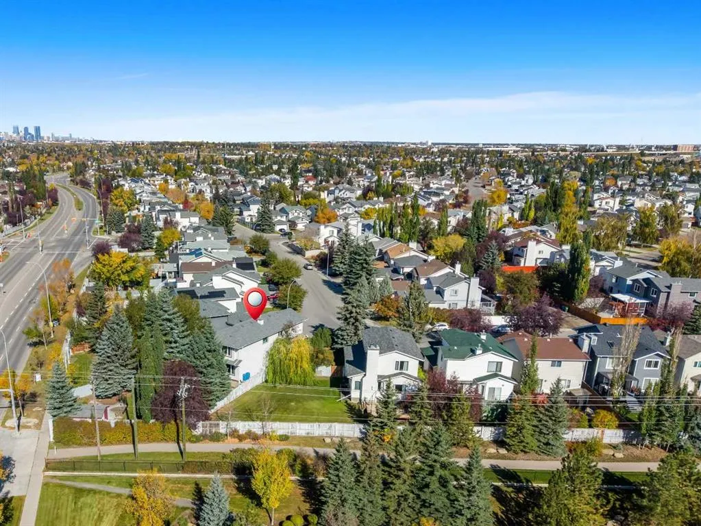 196 River Rock Crescent SE