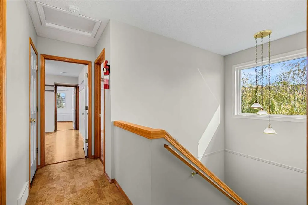 196 River Rock Crescent SE
