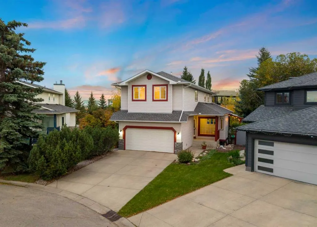 196 River Rock Crescent SE