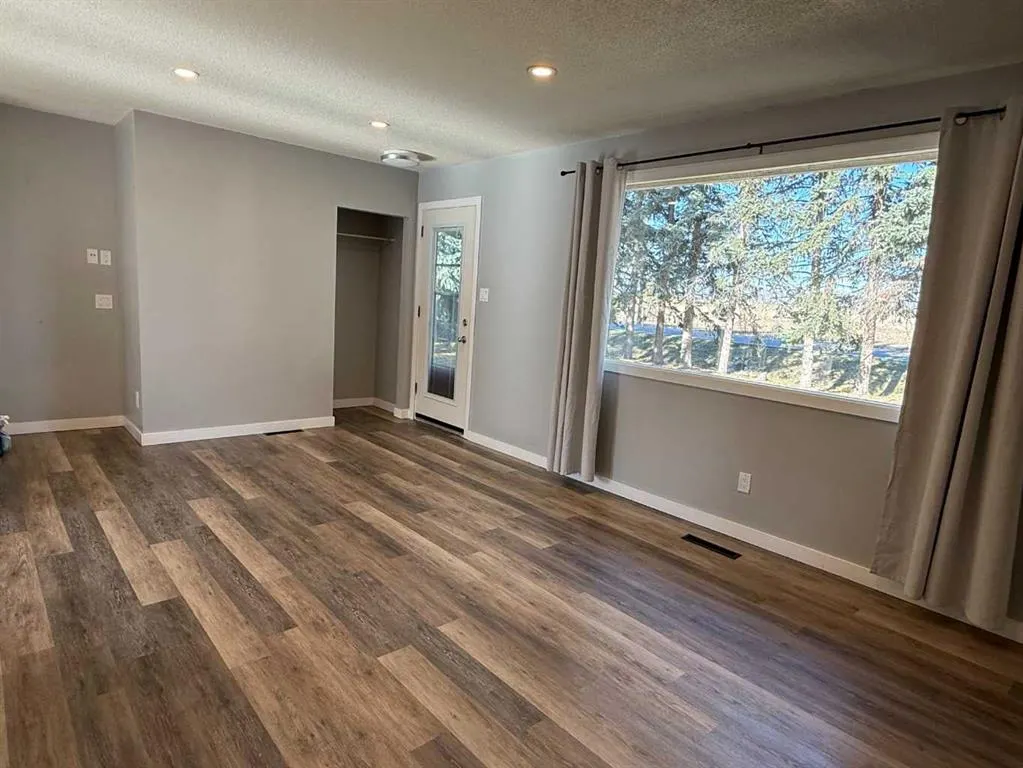 27305 Township Road 391 #40