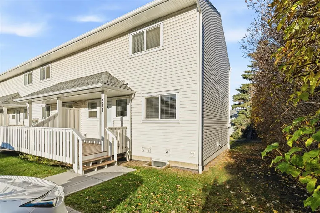 311 Killarney Glen Court SW