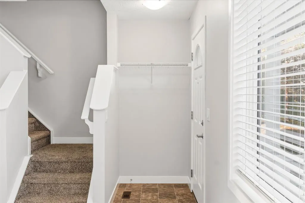 311 Killarney Glen Court SW