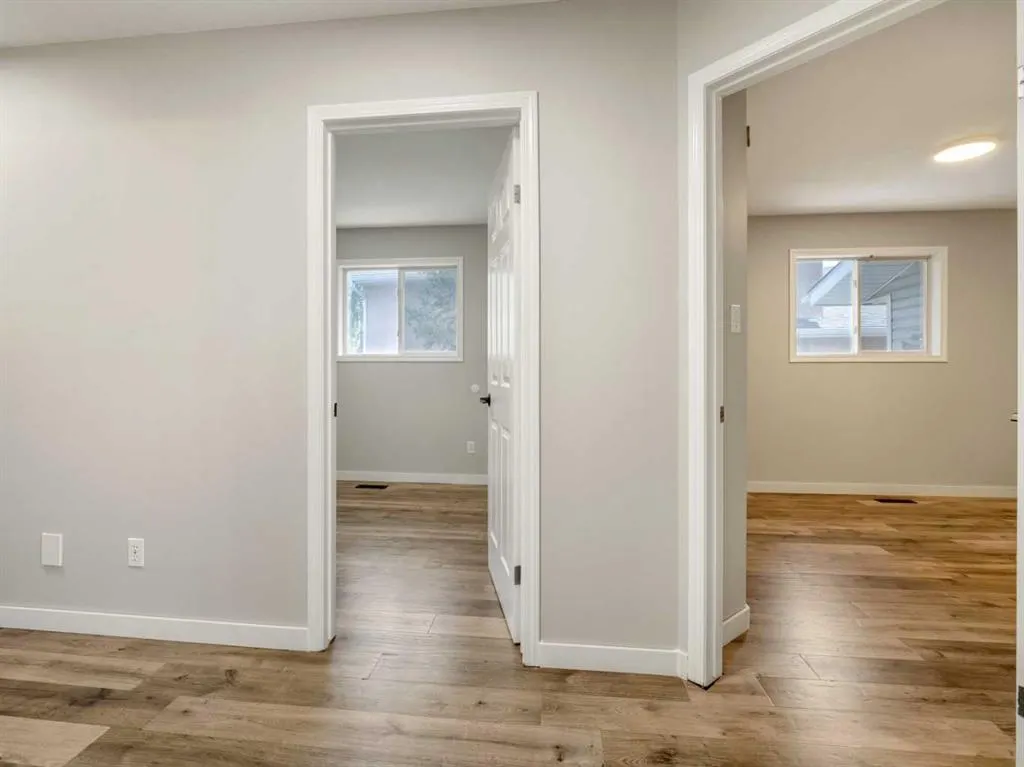 204 Mt Rundle Road W