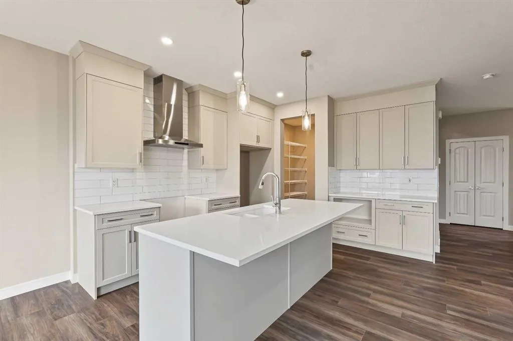 311 Dawson Dock Way