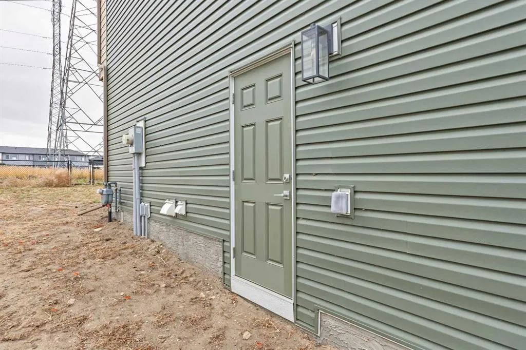 311 Dawson Dock Way