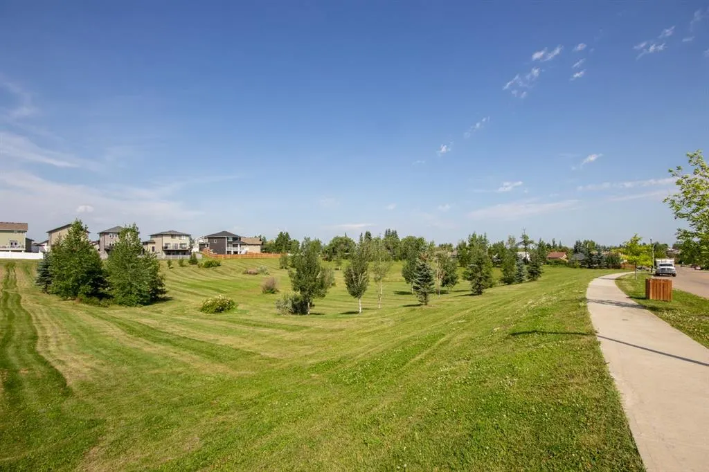 25 Beacon Hill Drive