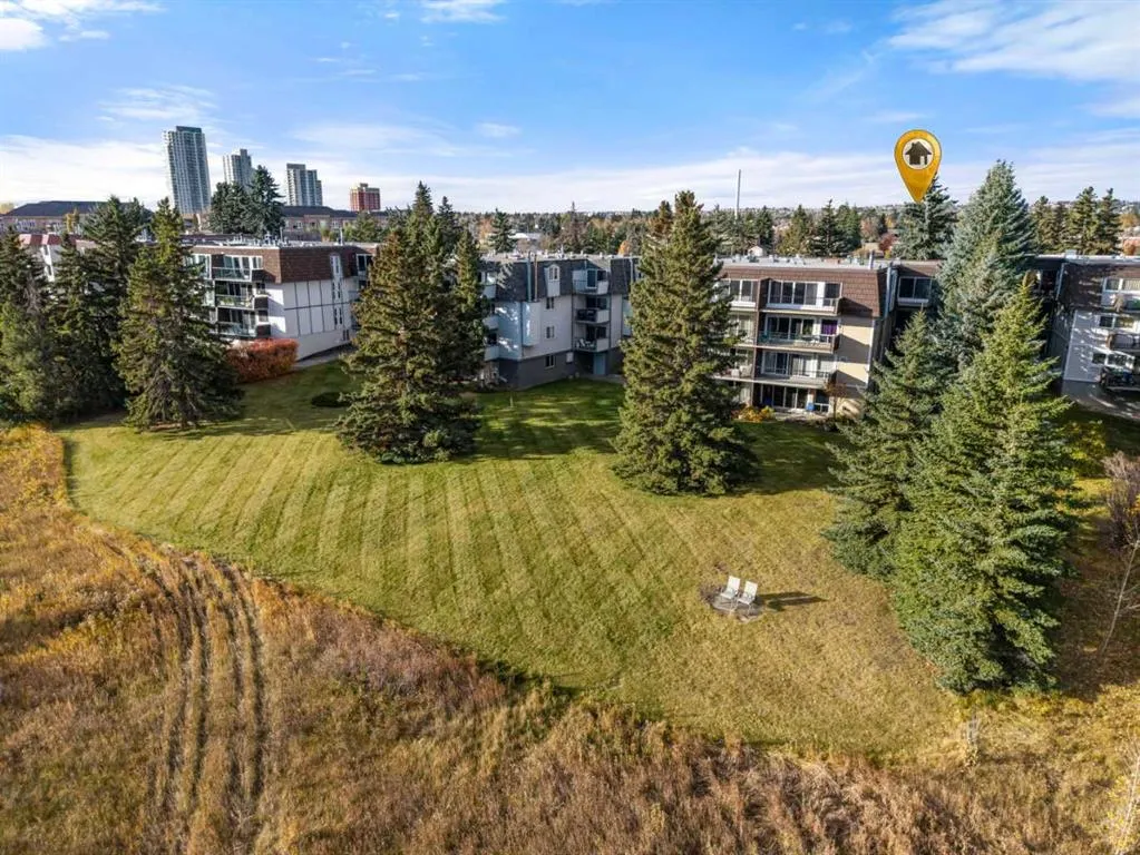 504 Cedar Crescent SW #101