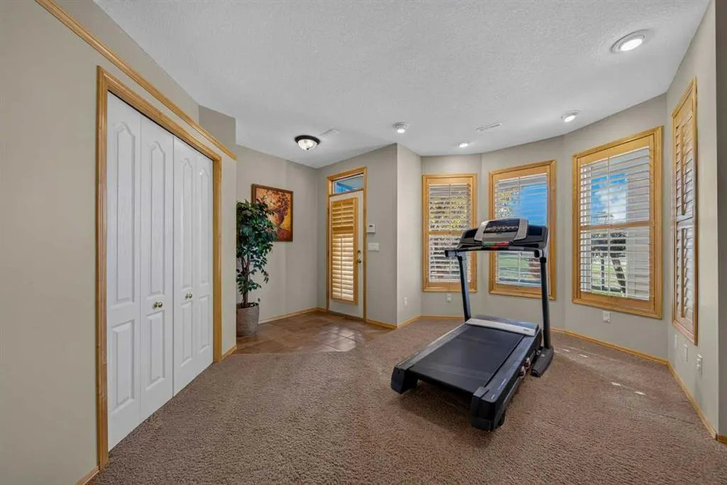 248 Douglas Woods Hill SE