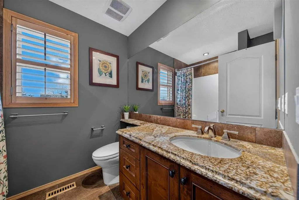 248 Douglas Woods Hill SE