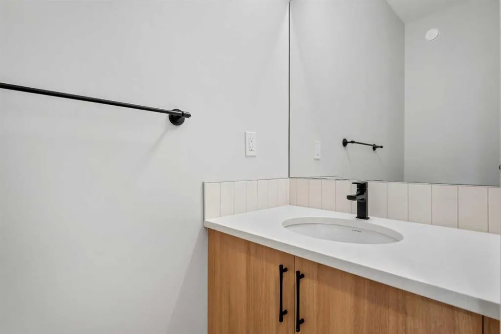 83 Dawson Wharf Mount