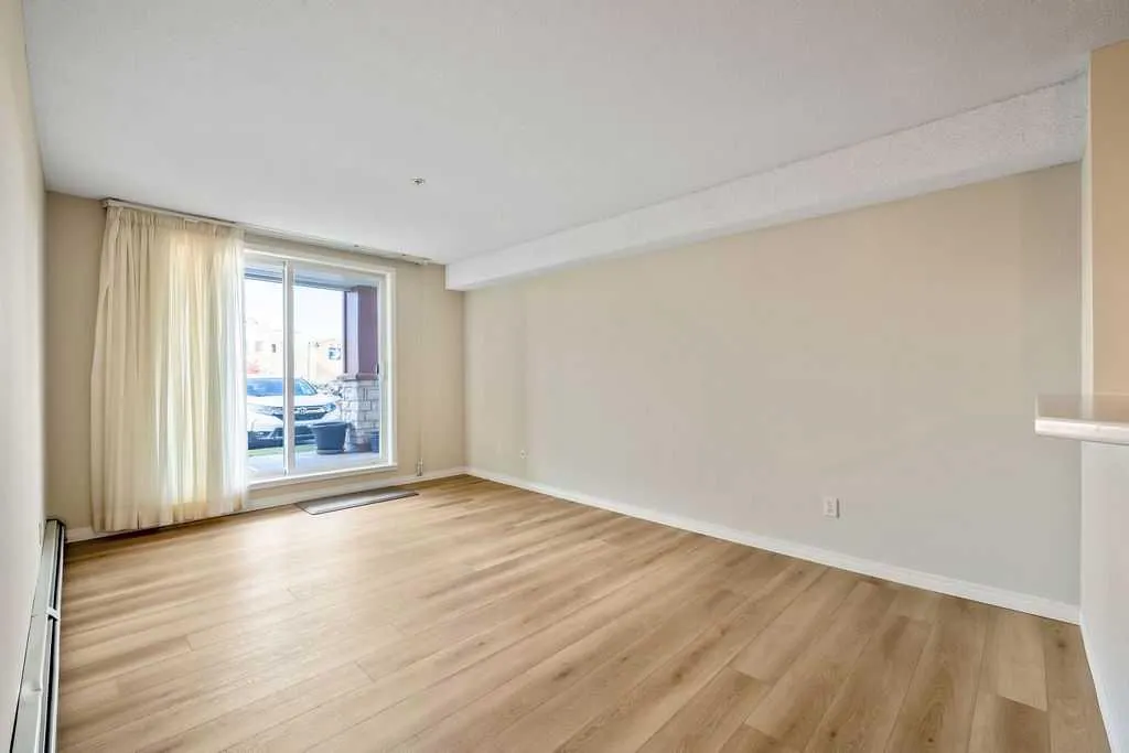 505 Railway Street W #1103