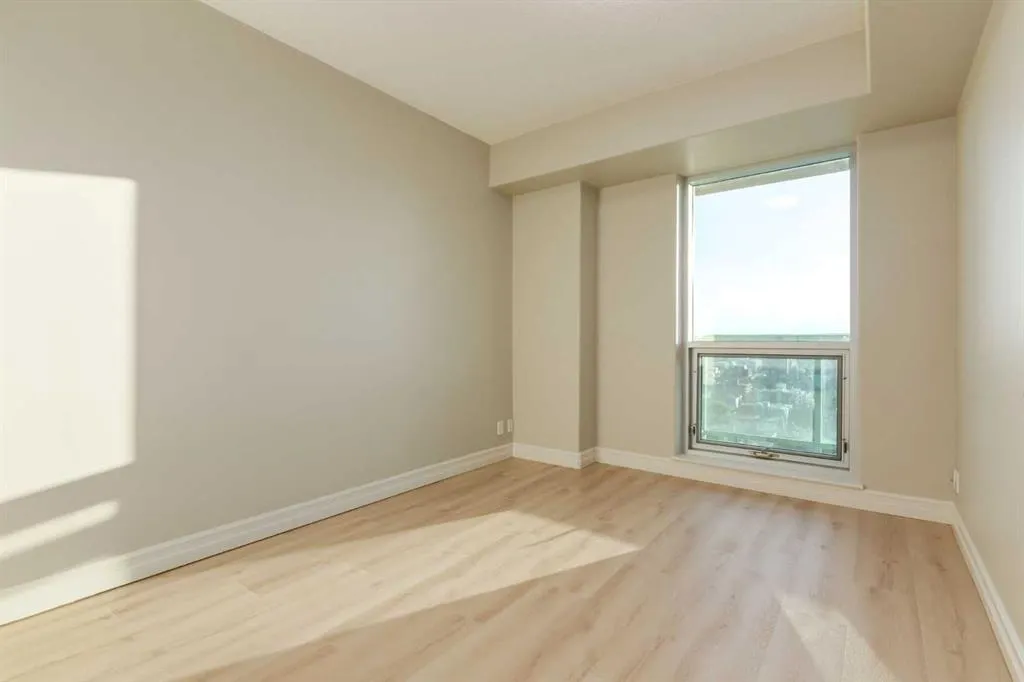 836 15 Avenue SW #2104