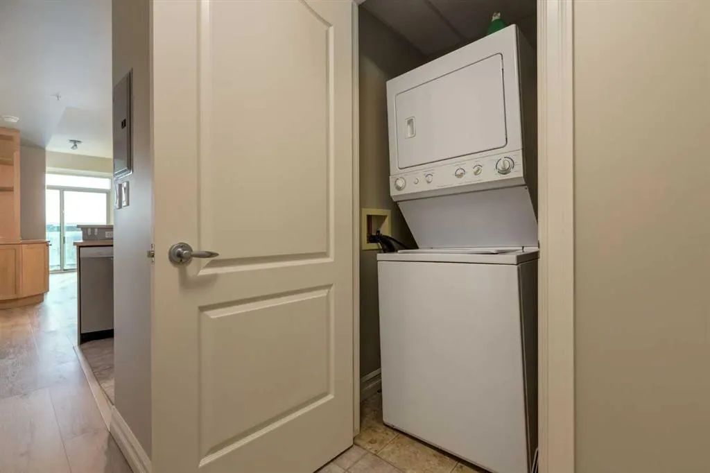 836 15 Avenue SW #2104