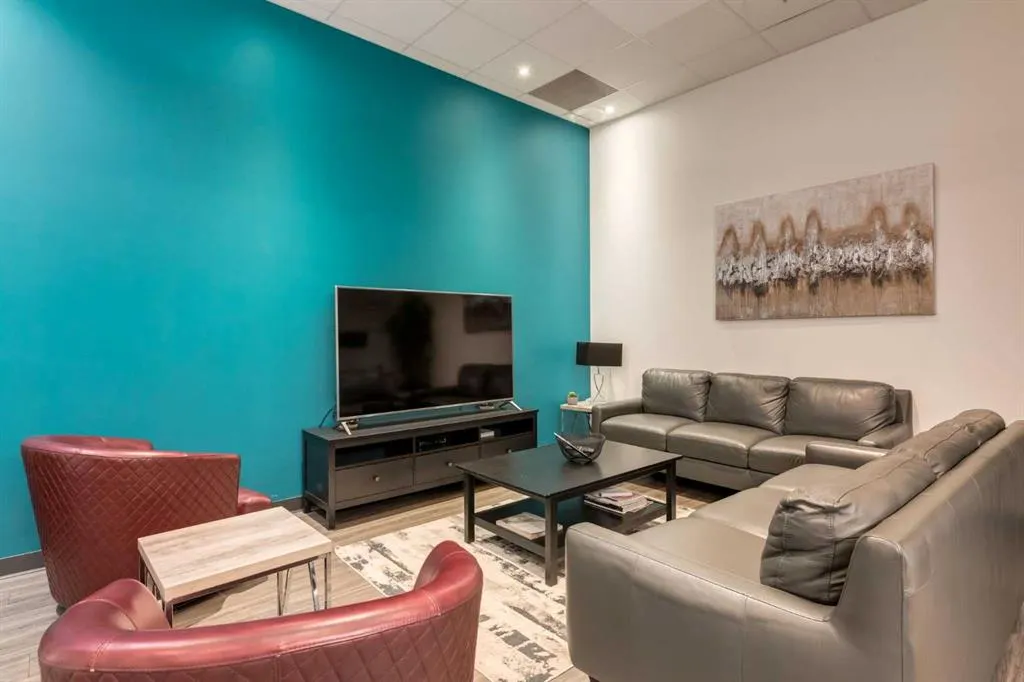 836 15 Avenue SW #2104
