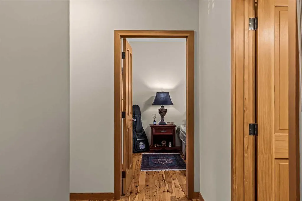 137 wapiti Close #140