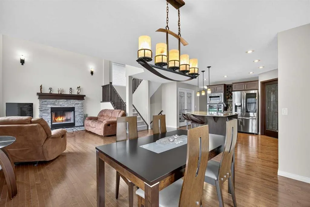 108 Rainbow Falls Row