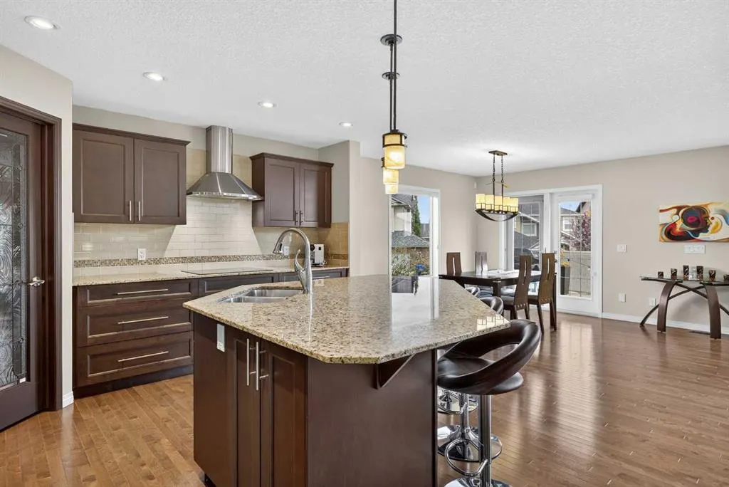 108 Rainbow Falls Row