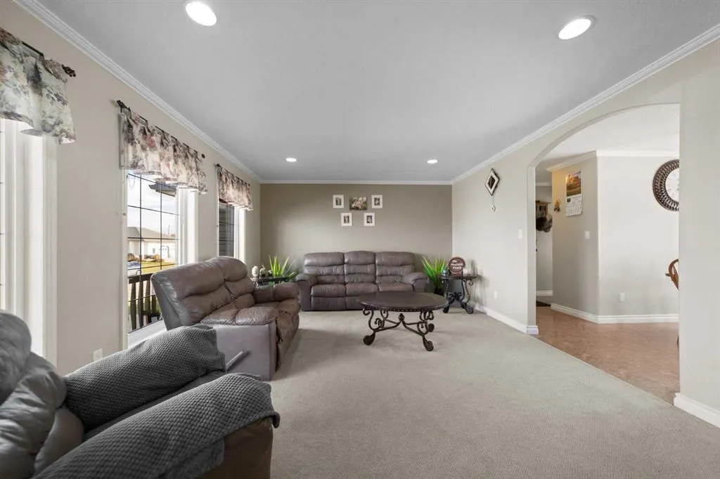 49 Sifton Crescent