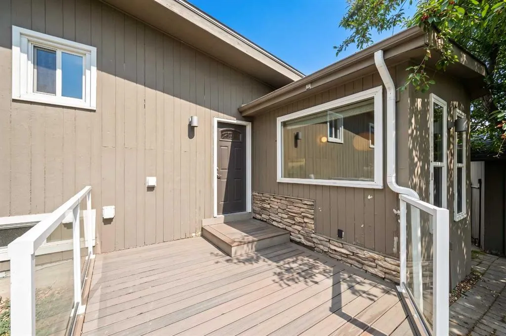 92 Chinook Drive SW