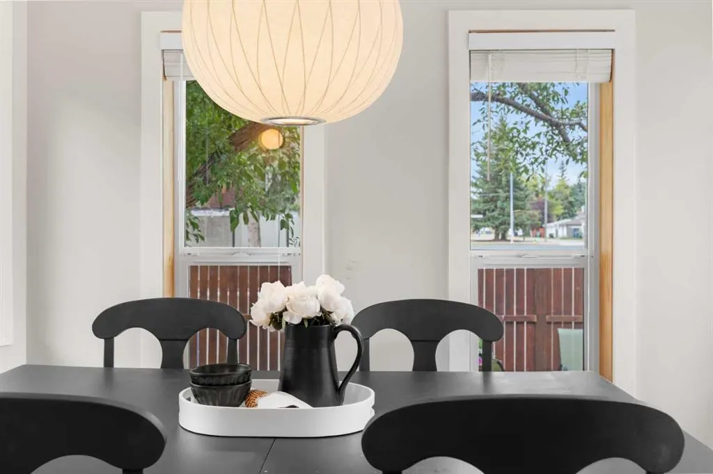 92 Chinook Drive SW