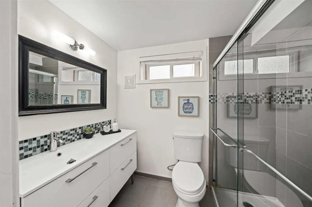 92 Chinook Drive SW