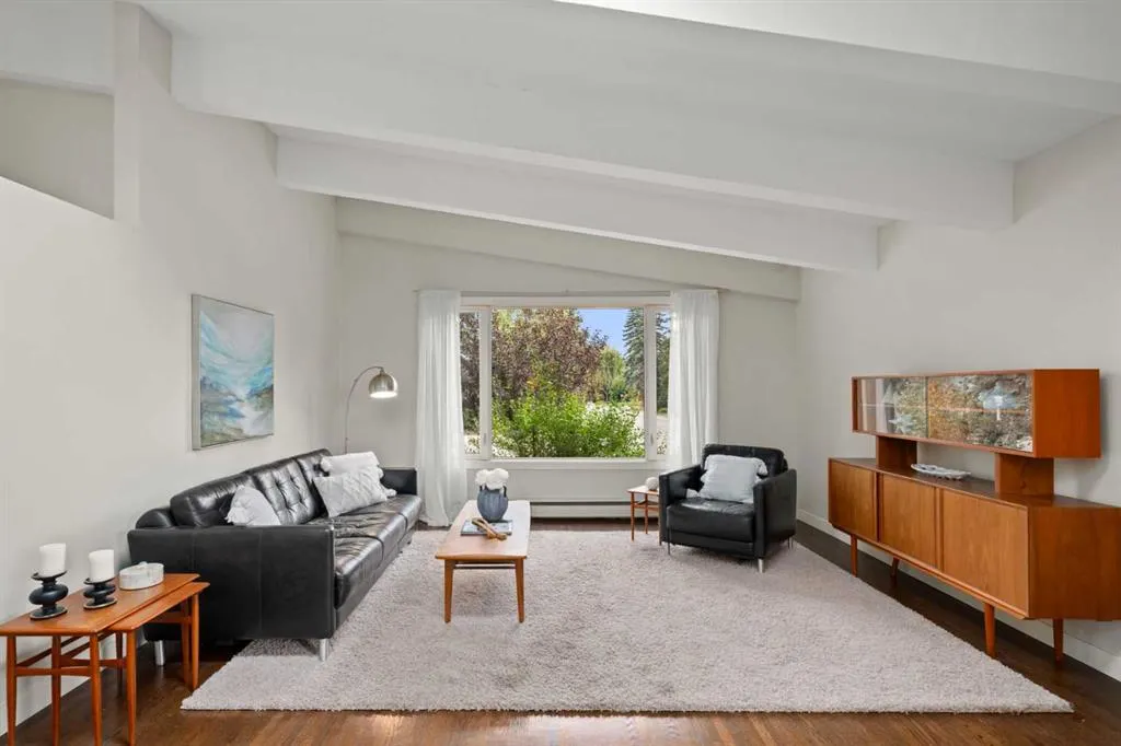 92 Chinook Drive SW