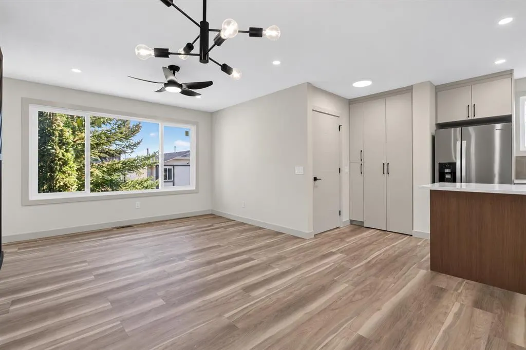 62 Templeson Crescent NE