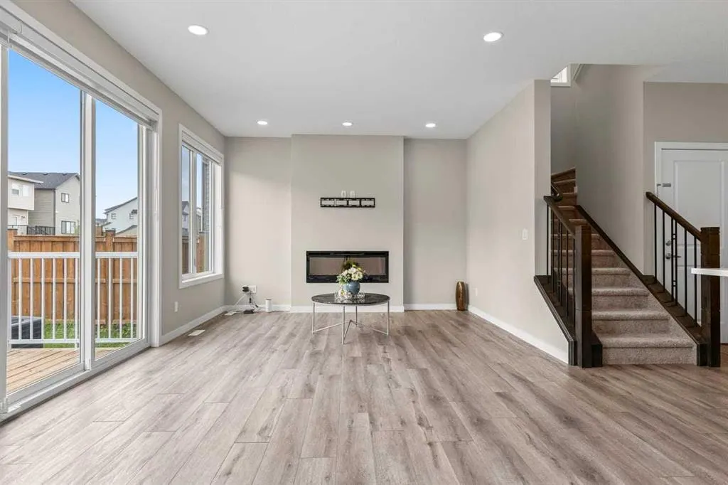 109 Mallard Grove SE