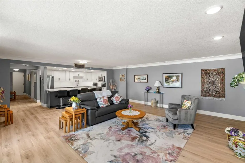 2425 90 Avenue SW #207
