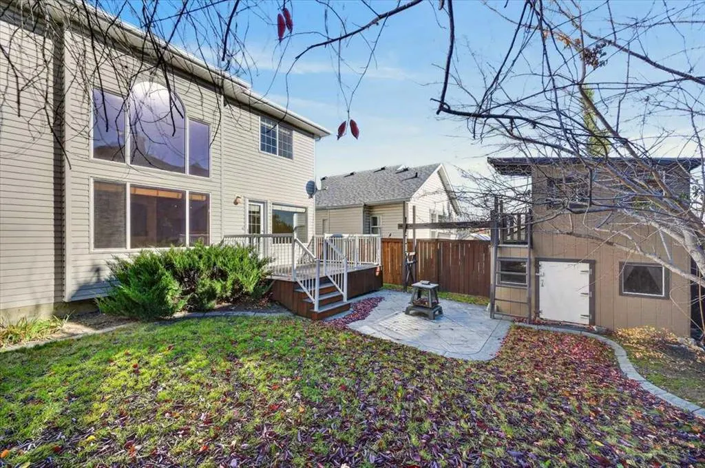 238 New Brighton Circle SE
