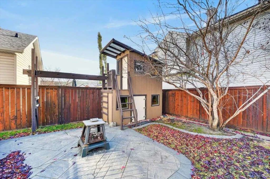 238 New Brighton Circle SE