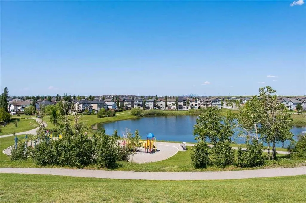 238 New Brighton Circle SE