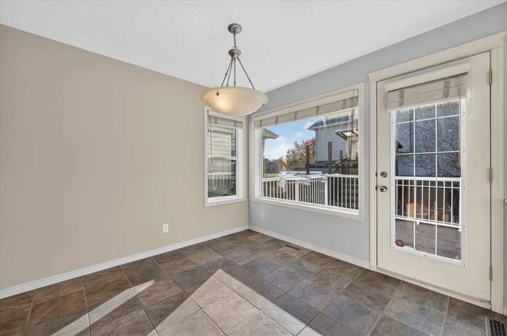 238 New Brighton Circle SE