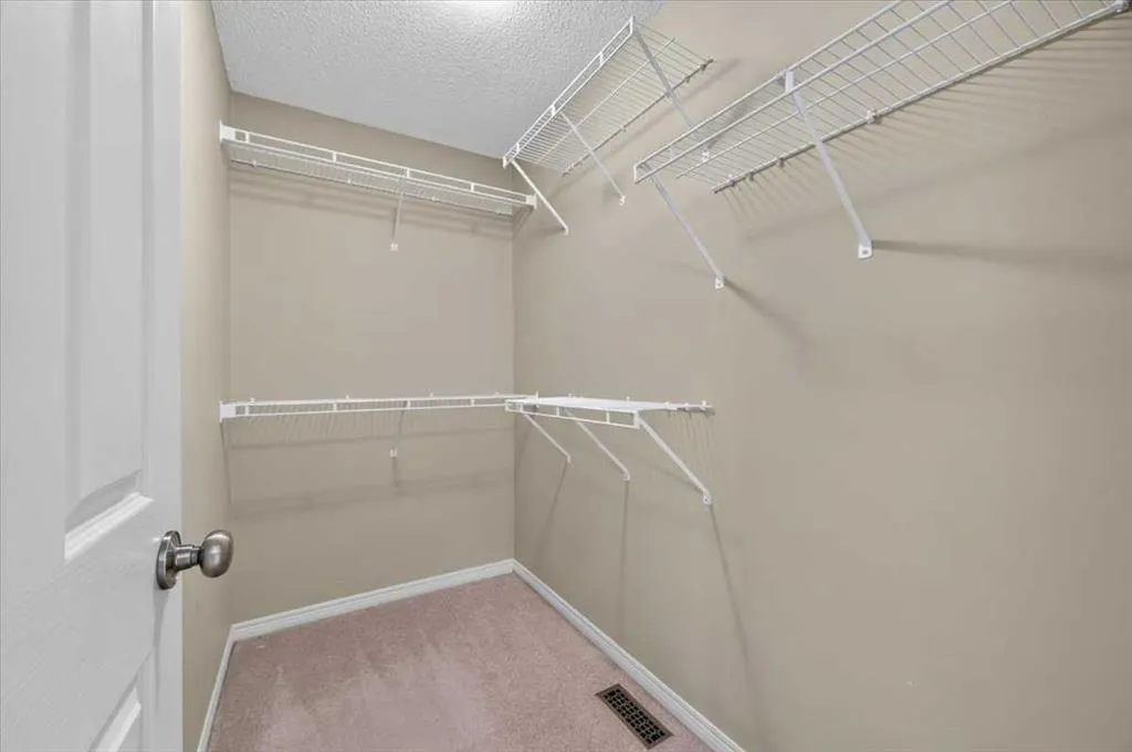238 New Brighton Circle SE