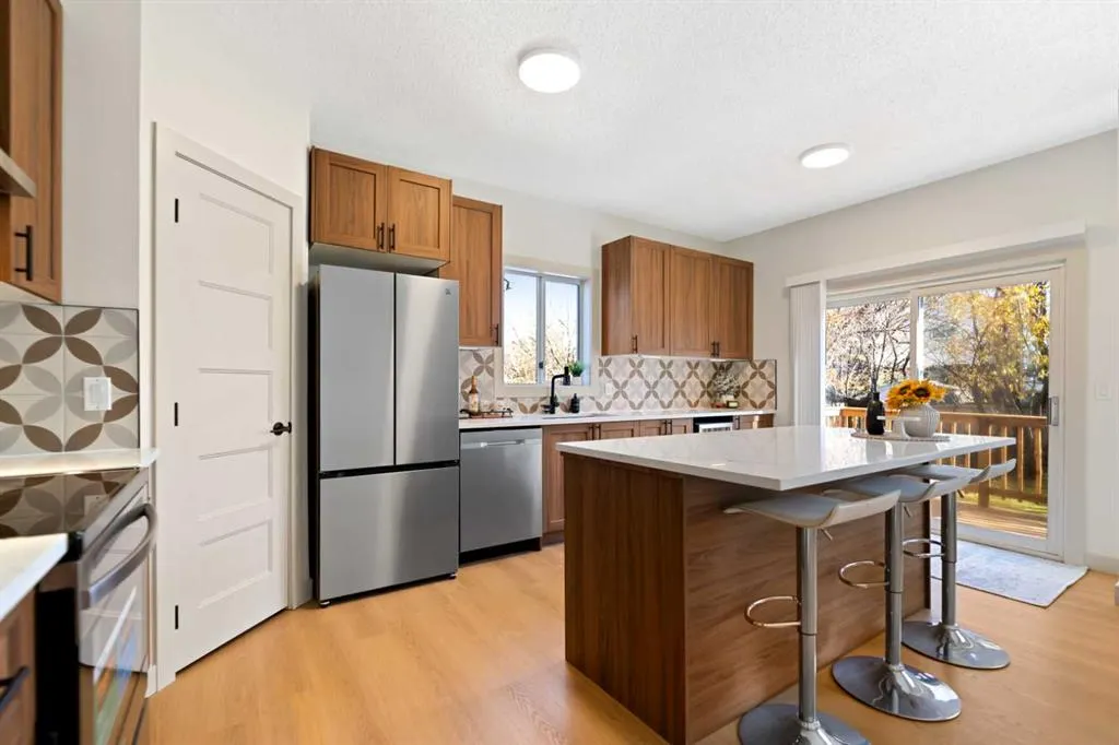 180 Woodside Road NW