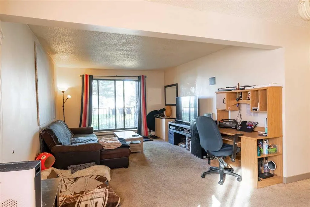 3440 23 Avenue S #18