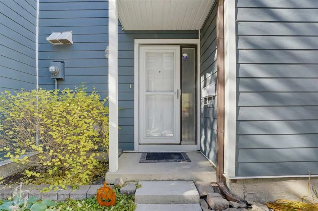 208 Grier Terrace NE #6