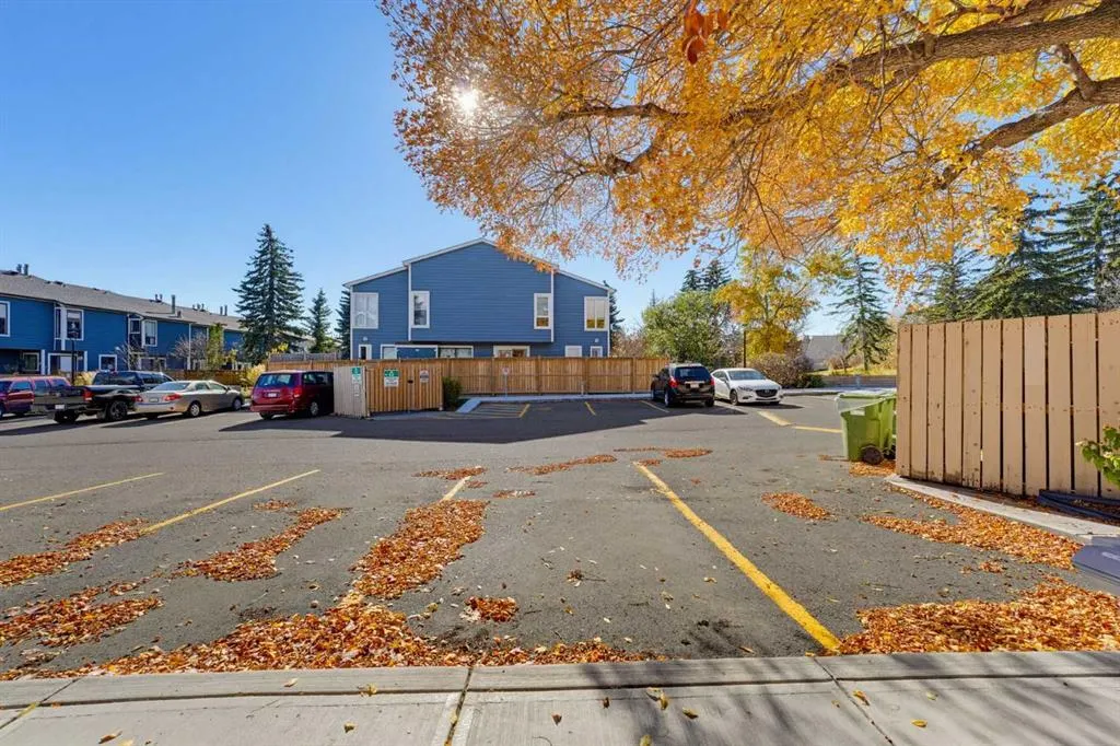 208 Grier Terrace NE #6