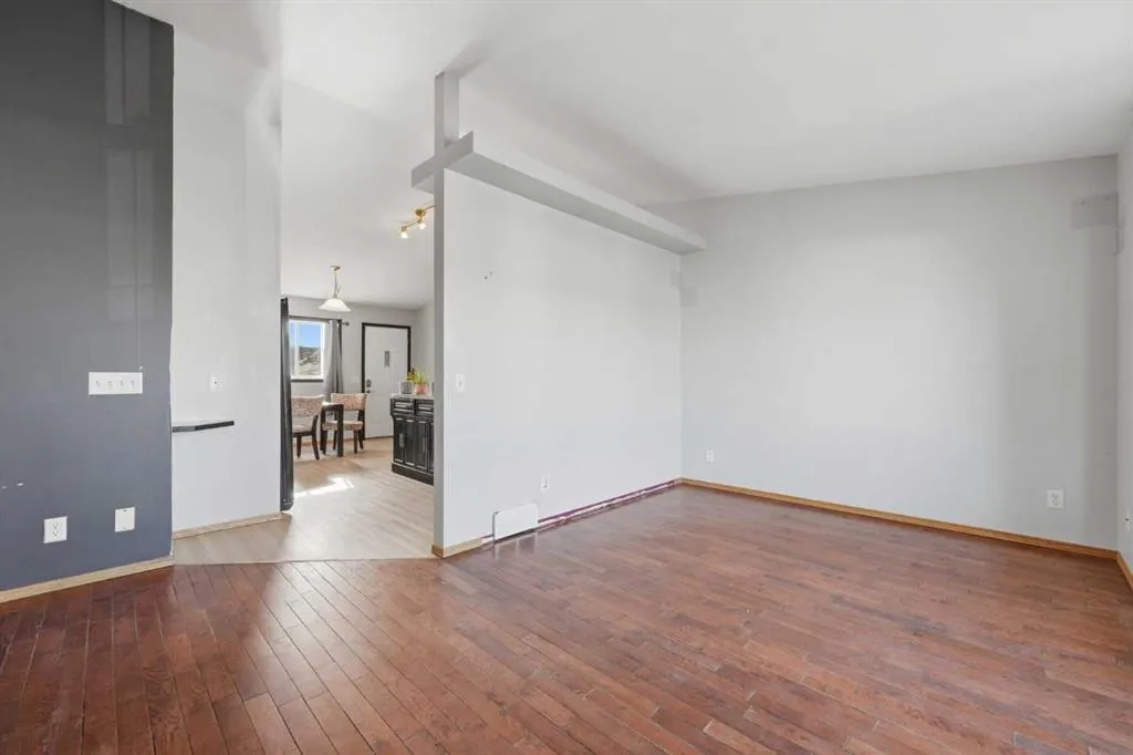 1702 Strathcona Place
