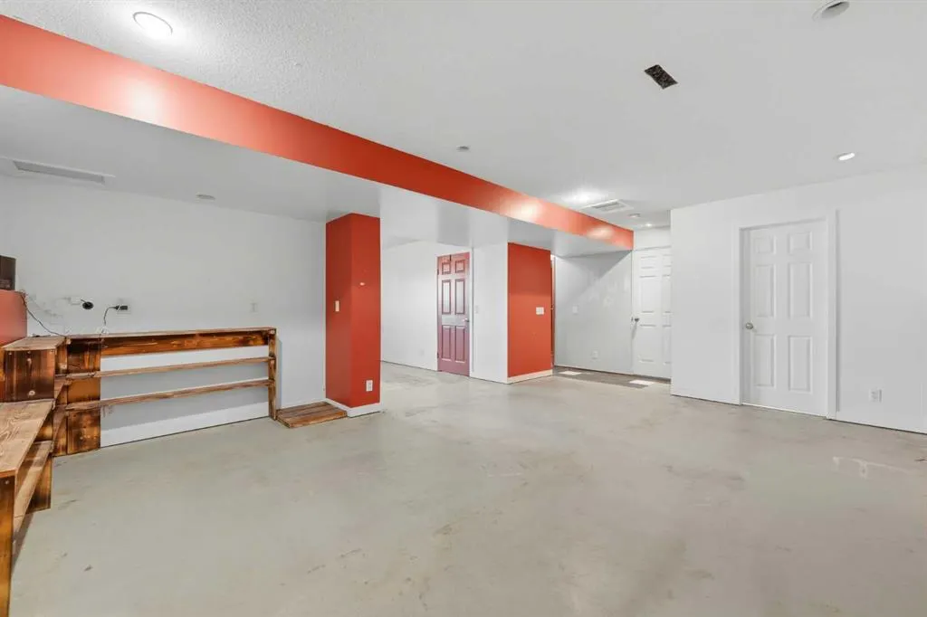 1702 Strathcona Place