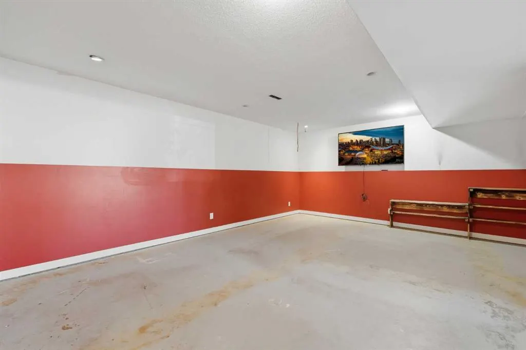 1702 Strathcona Place