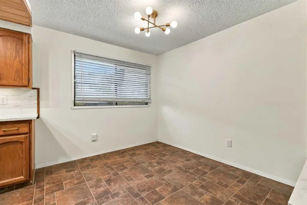 69 Glamis Gardens SW